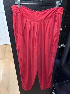 Vintage I.B. Diffusion 1991 100% Silk Red Pleated Harem Jogger Pants